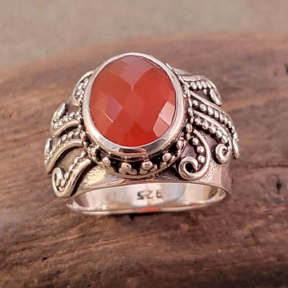 Red Oval Faceted Carnelian Octopus Tentacles Artisan Sterling Ring - Picture 3 of 10